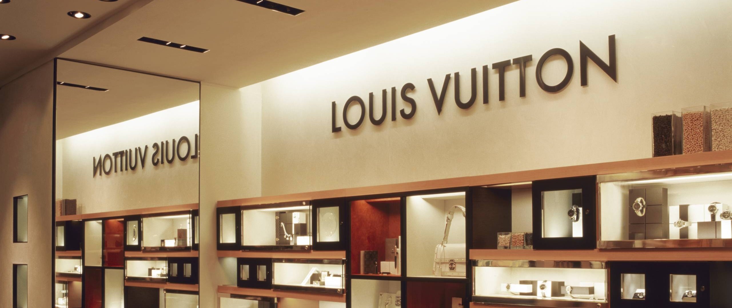 Louis Vuitton - Boutique in McLean