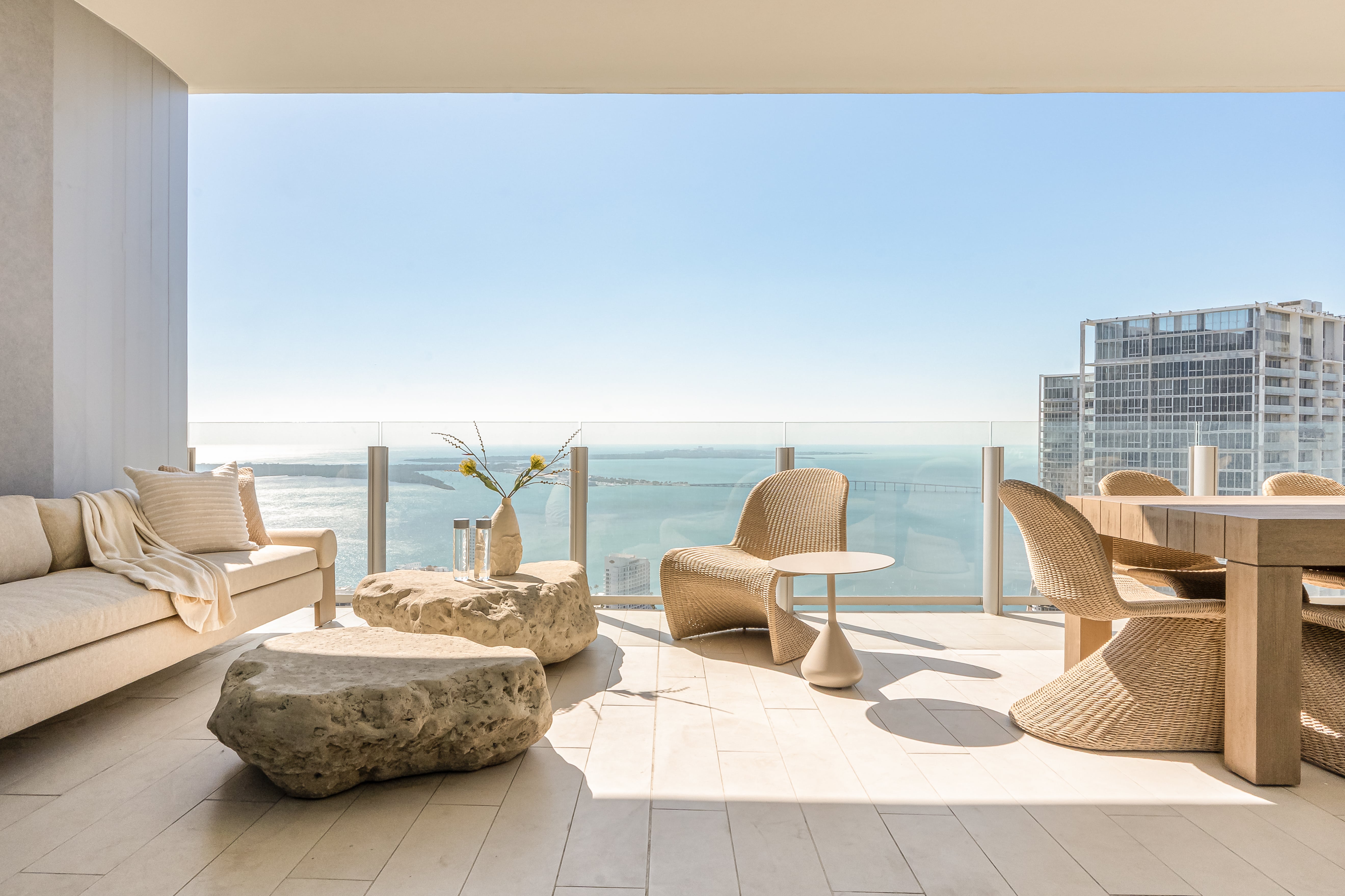 Terrace_300-Biscayne-Blvd-5002_5740.jpg